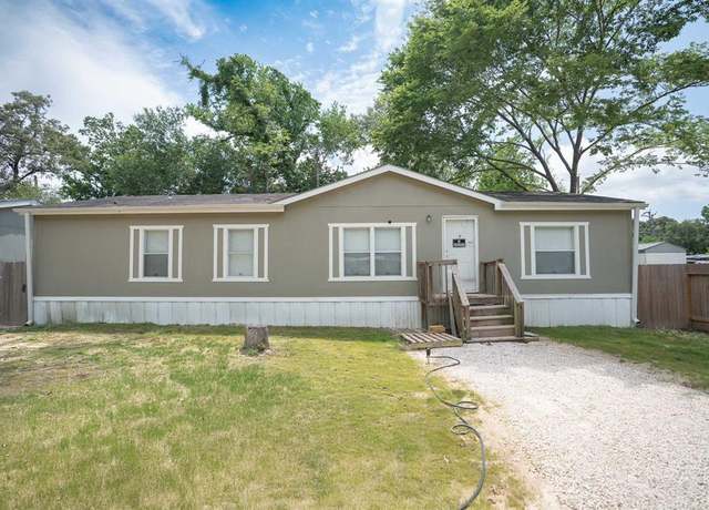 Property at 20511 N Sabine Dr, New Caney, TX 77357, 3 beds, 2 baths