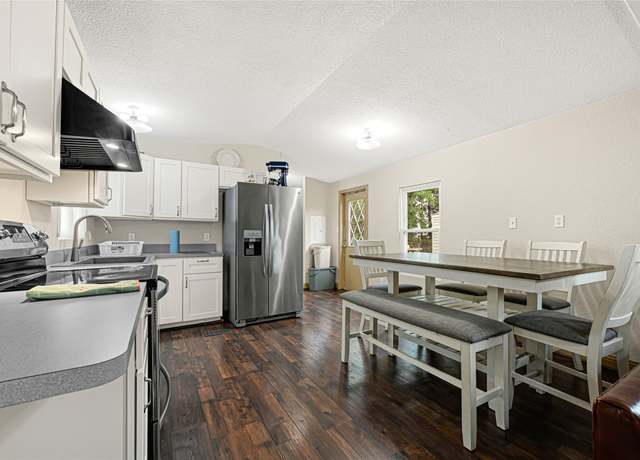 Property at 13726 Fernlake Dr, Houston, TX 77049, 3 beds, 2 baths