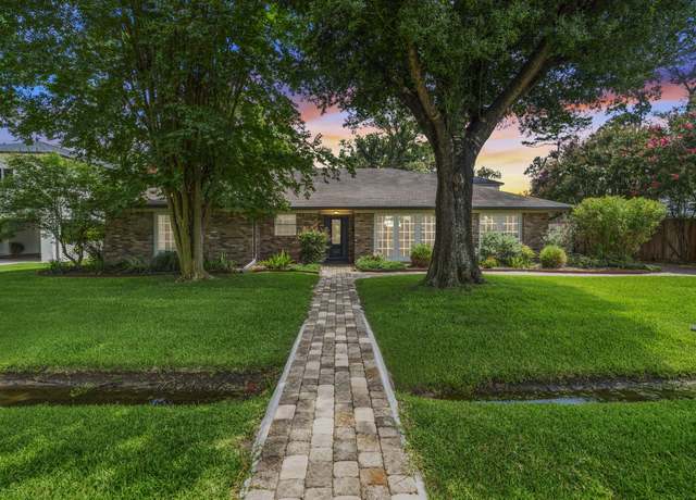 Property at 1219 Del Norte St, Houston, TX 77018, 3 beds, 3 baths