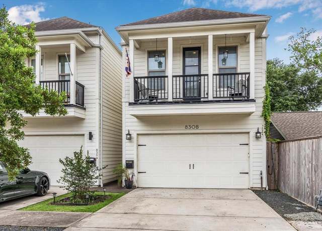 Property at 830 W 17th St Unit B, Houston, TX 77008, 3 beds, 3.5 baths