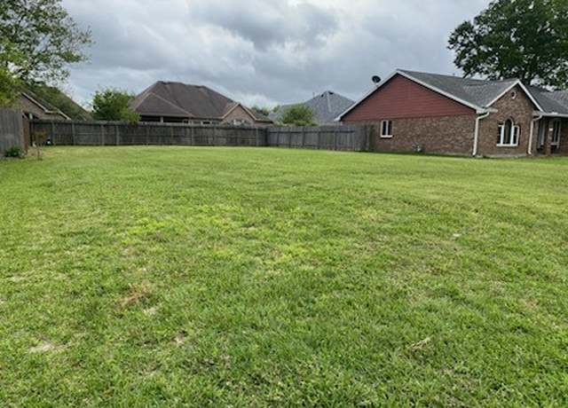Property at 2925 Forest Hills Dr, League City, TX 77573