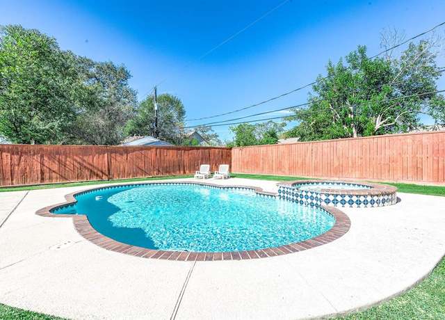 Property at 2010 Hewitt Dr, Houston, TX 77018, 3 beds, 2 baths