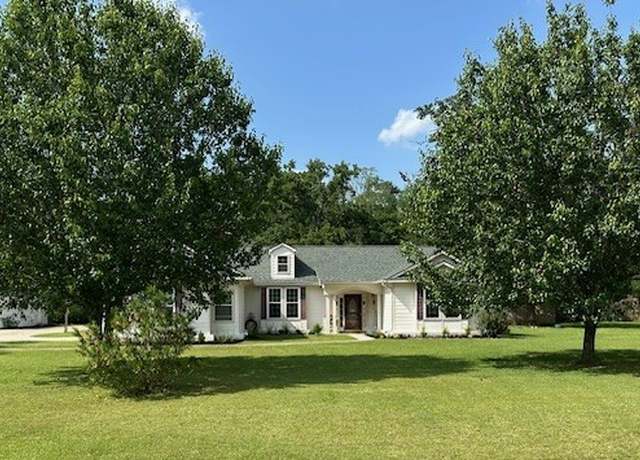Property at 23200 Baneberry Rd, Magnolia, TX 77355, 3 beds, 2 baths