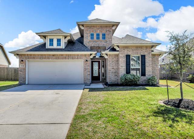Property at 12410 Gatewood Dr, Mont Belvieu, TX 77535, 4 beds, 3 baths