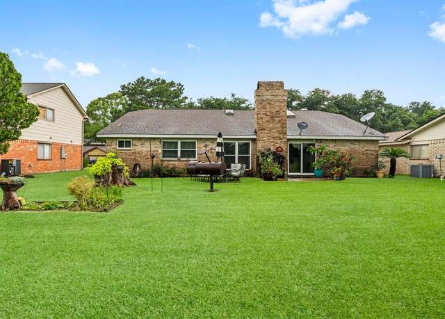 Property at 3331 Oyster Cove Dr, Missouri City, TX 77459, 3 beds, 3 baths