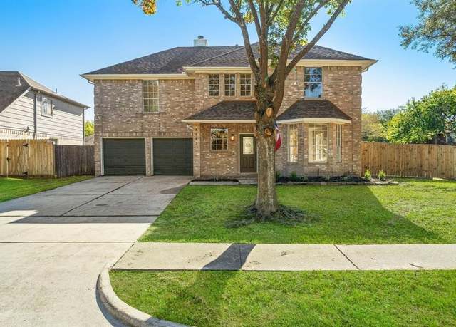 Property at 4443 Girl Scout Ln, Friendswood, TX 77546, 5 beds, 2.5 baths