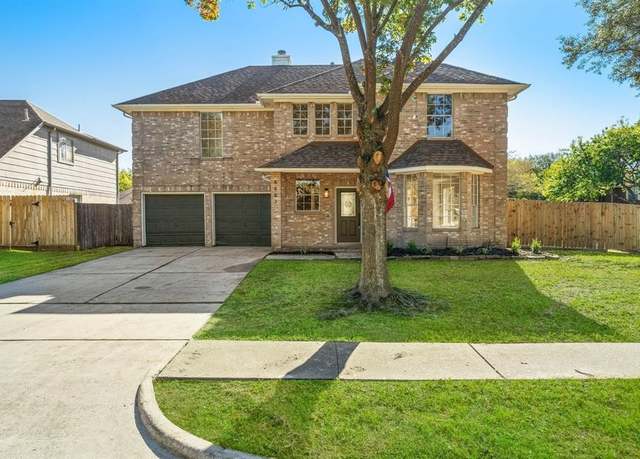 Property at 4443 Girl Scout Ln, Friendswood, TX 77546, 5 beds, 2.5 baths