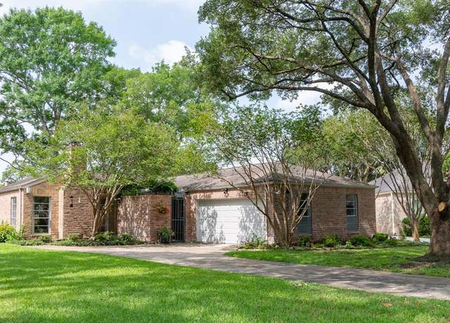 Property at 2010 Round Lake Dr, Houston, TX 77077, 3 beds, 2 baths