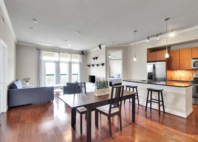 Property at 300 St Joseph Pkwy #318, Houston, TX 77002, 2 beds, 2 baths