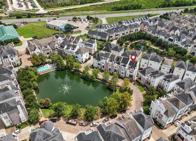 Property at 2032 S Fannin Sta S, Houston, TX 77045, 4 beds, 4.5 baths