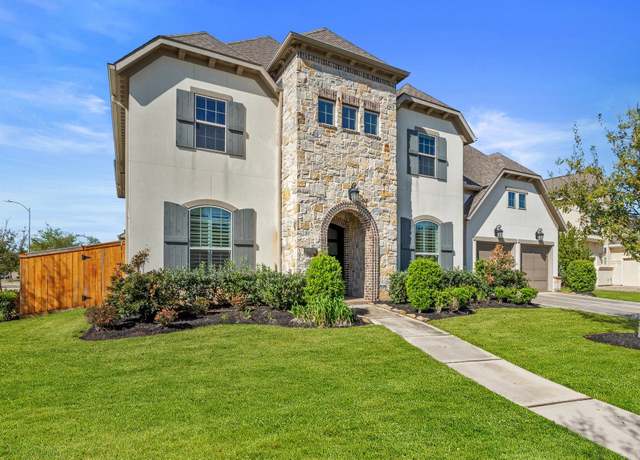 Property at 5807 Yango Terrace Ln, Sugar Land, TX 77479, 5 beds, 5.5 baths