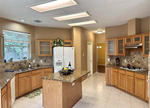 Property at 3911 Clarestone Drive Dr, Pearland, TX 77584, 5 beds, 3 baths