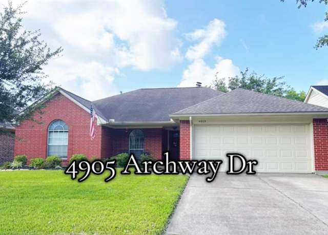 Property at 4905 Archway Dr, La Porte, TX 77571, 3 beds, 2 baths