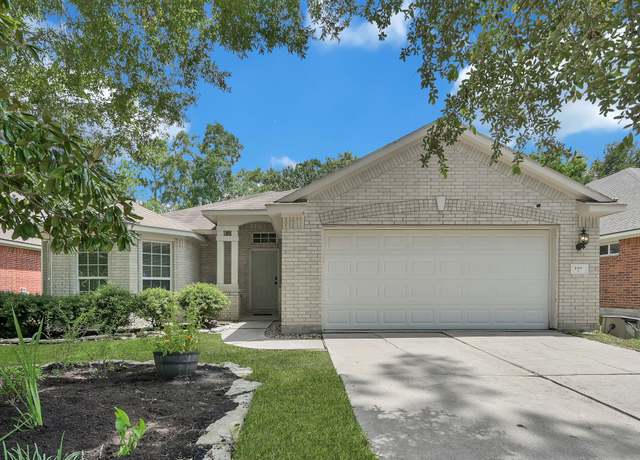 Property at 155 Fairwind Trail Dr, Conroe, TX 77385, 3 beds, 2 baths