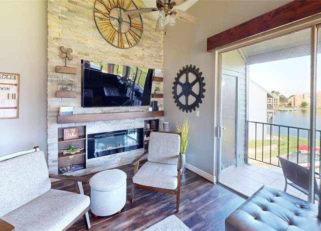 Property at 12500 Melville Dr #211, Montgomery, TX 77356, 3 beds, 3.5 baths