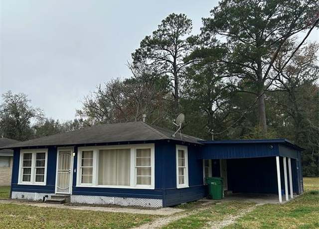 Property at 304 Tanner Ave, Cleveland, TX 77327, 2 beds, 1.5 baths