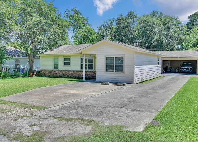 Property at 2326 Mooney Rd, Houston, TX 77093, 3 beds, 2 baths