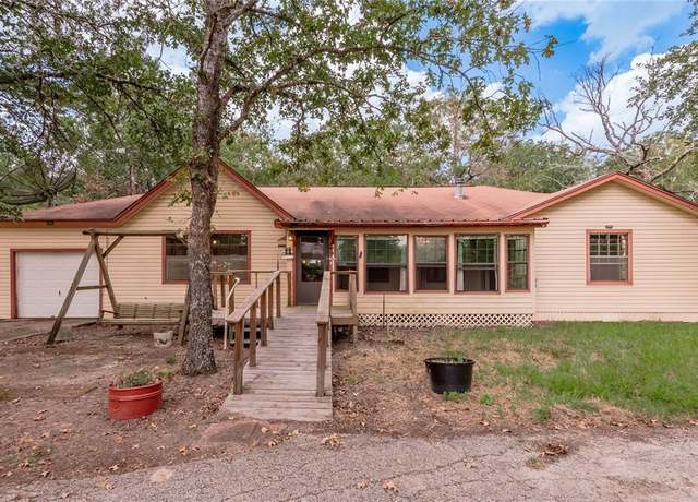 Property at 200 Old Johnson Farm Rd, Trinity, TX 75862, 3 beds, 2 baths
