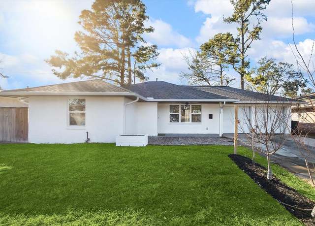Property at 1239 Clovis Rd, Houston, TX 77008, 2 beds, 2 baths