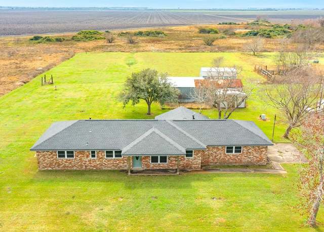 Property at 18035 Highway 111, Louise, TX 77455, 3 beds, 2 baths