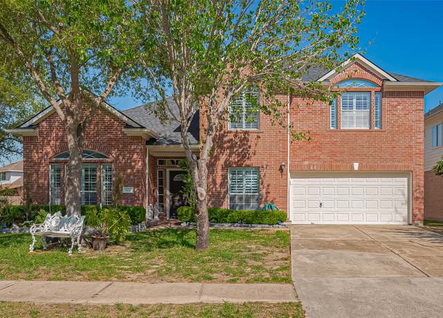 Property at 3007 Country Boy Ct, Spring, TX 77373, 5 beds, 3.5 baths