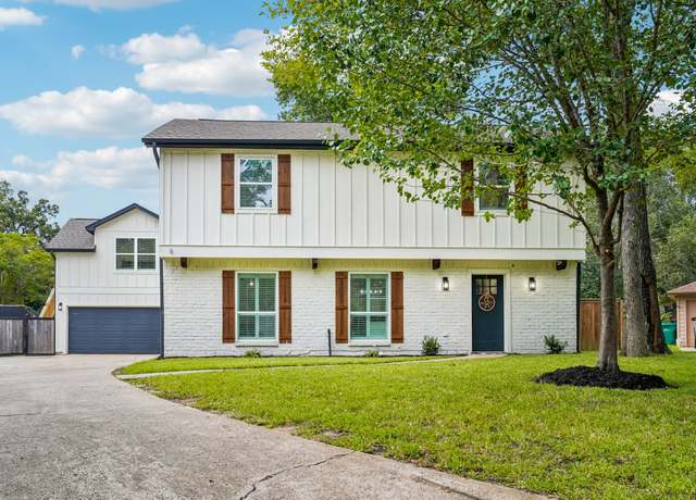Property at 6 Rockingham Pl, Conroe, TX 77304, 5 beds, 2.5 baths