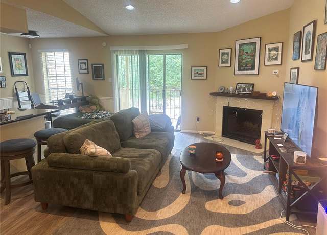 Property at 2120 El Paseo St #208, Houston, TX 77054, 1 bed, 1 bath