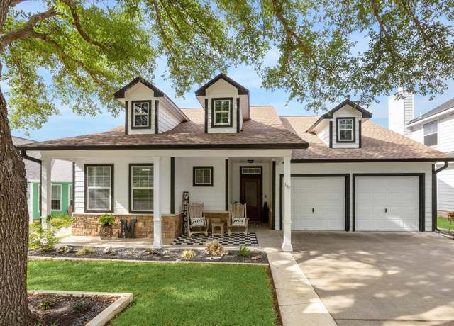 Property at 199 W Chatham St, Bellville, TX 77418, 3 beds, 2 baths