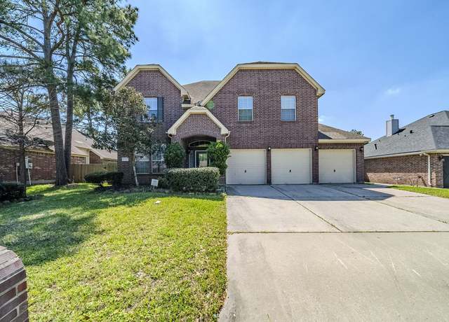 Property at 8826 Silver Yacht Dr, Humble, TX 77346, 5 beds, 3.5 baths