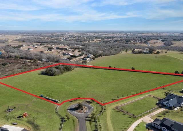 Property at 5560 Indian Trail Ln, Brenham, TX 77833