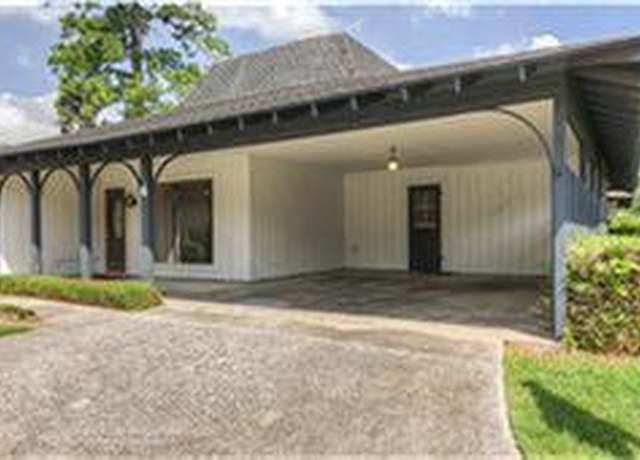 Property at 4 Champions Colony E, Houston, TX 77069, 2 beds, 2 baths
