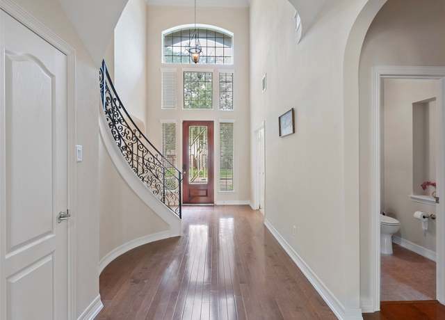 Property at 6210 Ballina Canyon Ln, Houston, TX 77041, 4 beds, 3.5 baths