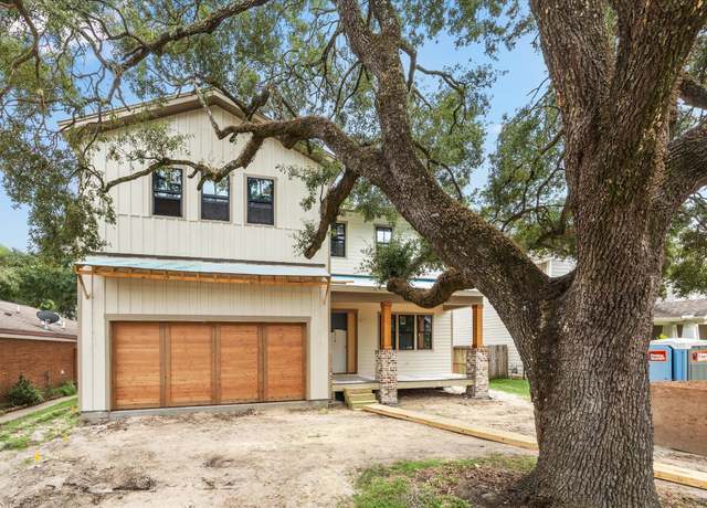 Property at 2019 Saxon Dr, Houston, TX 77018, 4 beds, 4.5 baths