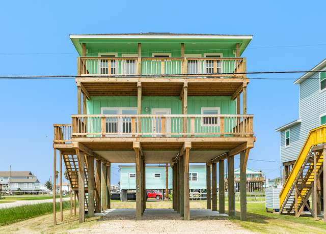 Property at 344 Thunder Rd, Surfside Beach, TX 77541, 4 beds, 3 baths