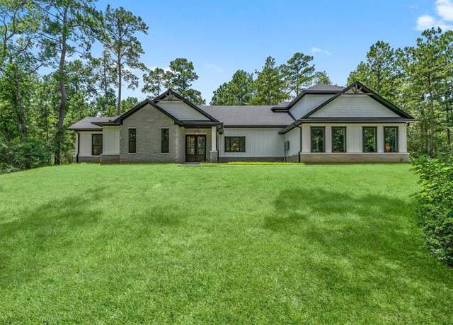 Property at 207 Fire Sky Rd, Huntsville, TX 77340, 5 beds, 4.5 baths