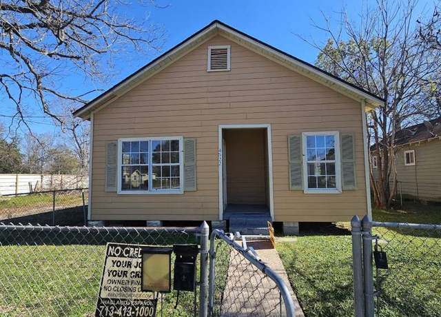 Property at 4522 Falls St, Houston, TX 77026, 2 beds, 1 bath