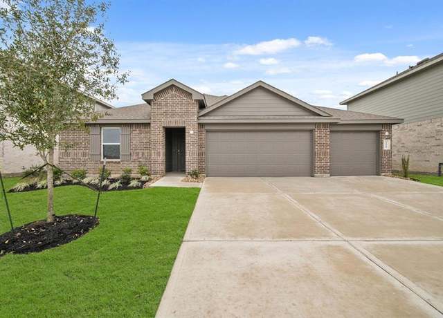 Property at 448 Lampasas Trl, Dayton, TX 77535, 4 beds, 2 baths