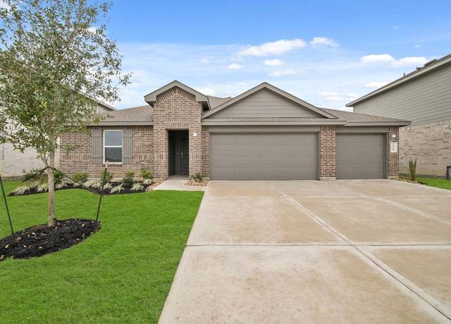 Property at 448 Lampasas Trl, Dayton, TX 77535, 4 beds, 2 baths