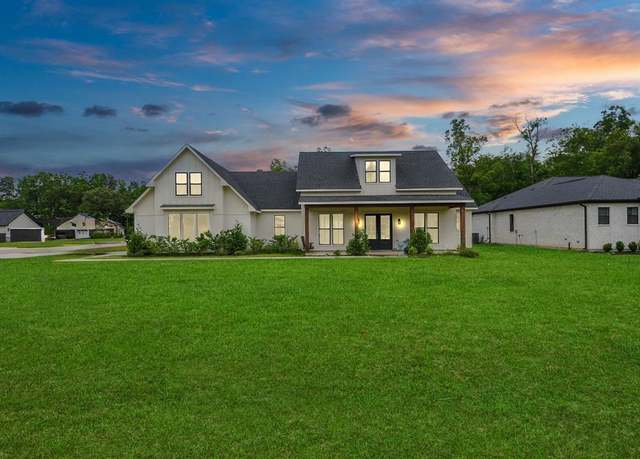 Property at 558 Road 662, Dayton, TX 77535, 5 beds, 3.5 baths