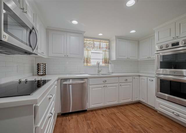 Property at 1114 Baltic Ln, Houston, TX 77090, 4 beds, 3 baths