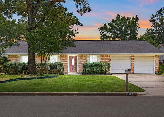 Property at 2113 Timber Ln, Conroe, TX 77301, 3 beds, 2 baths