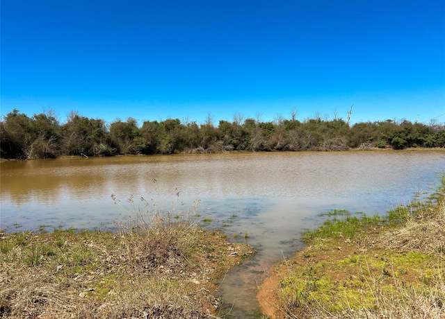 Property at na CR 392, Jewett, TX 75846