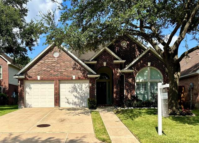 Property at 1211 Campton Ct, Houston, TX 77055, 3 beds, 3 baths