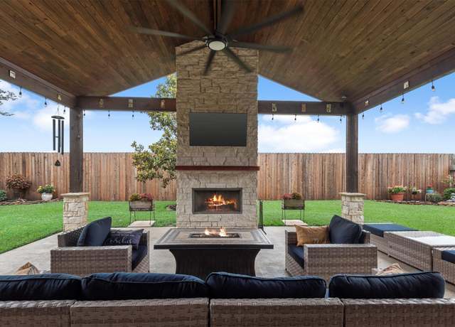Property at 20727 Bellhaven Spring Dr, Porter, TX 77365, 5 beds, 4.5 baths