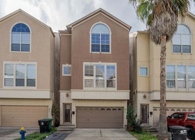 Property at 5817 Katy St, Houston, TX 77007, 2 beds, 2.5 baths