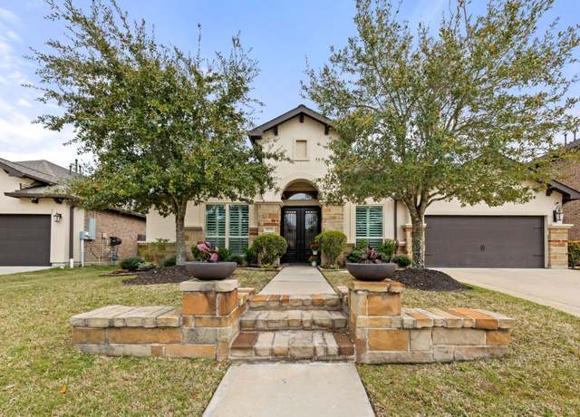Property at 813 Sage Way Ln, Friendswood, TX 77546, 4 beds, 3.5 baths