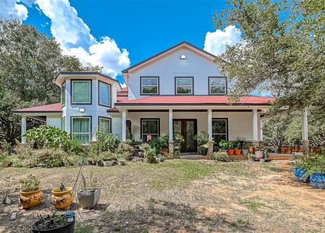 Property at 6121 County Road 225, Hungerford, TX 77448, 6 beds, 5.5 baths