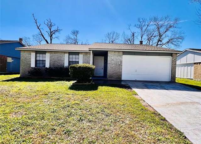 Property at 14634 Edenglen Dr, Houston, TX 77049, 3 beds, 2 baths