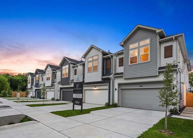 Property at 5904 Eastwood St, Houston, TX 77021, 3 beds, 3.5 baths
