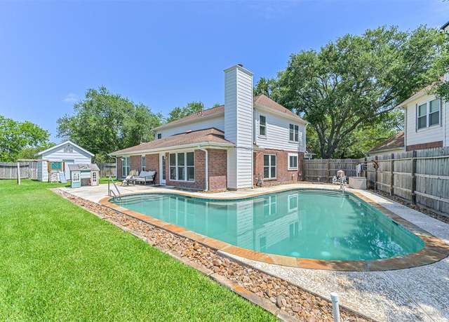 Property at 5408 Spring Branch Dr, Pearland, TX 77584, 4 beds, 2.5 baths